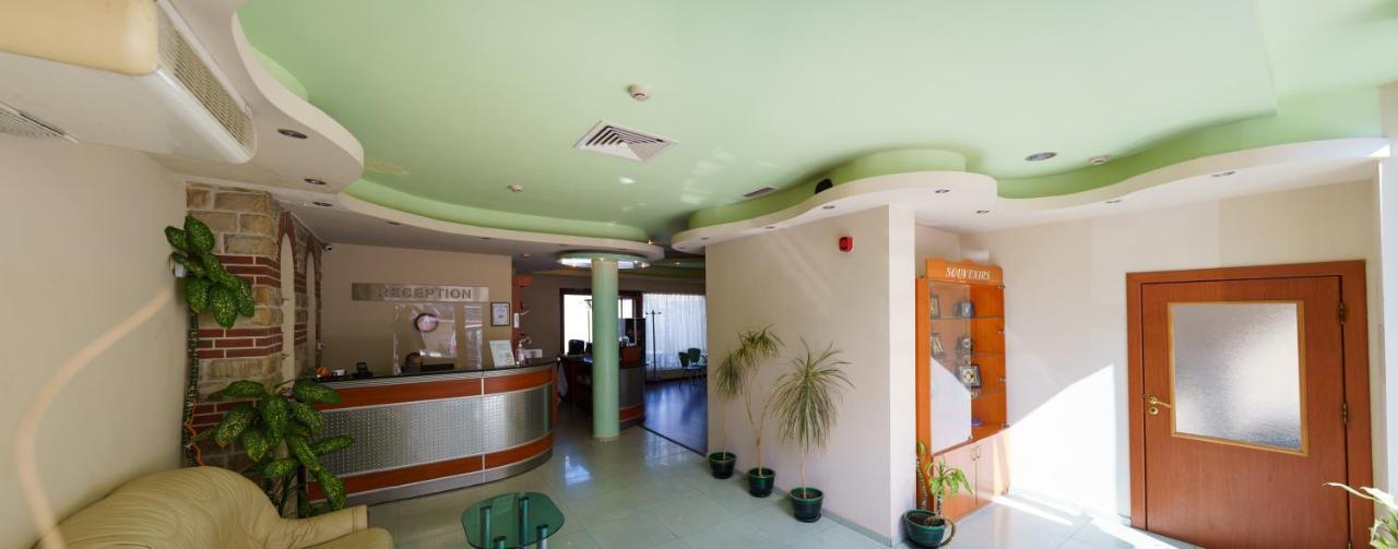 Dionis Hotel Varna Exterior foto